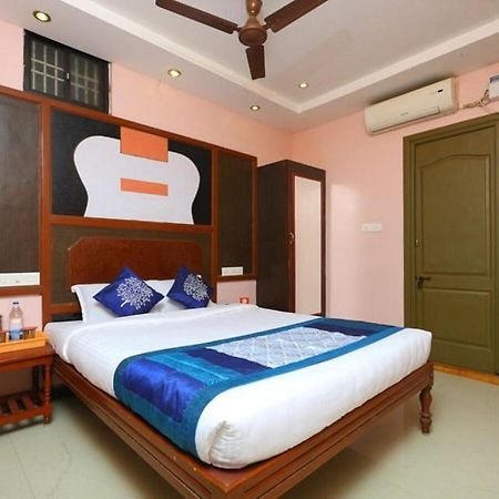 Gnana Srm Residecny Hotel Pondicherry Exterior photo