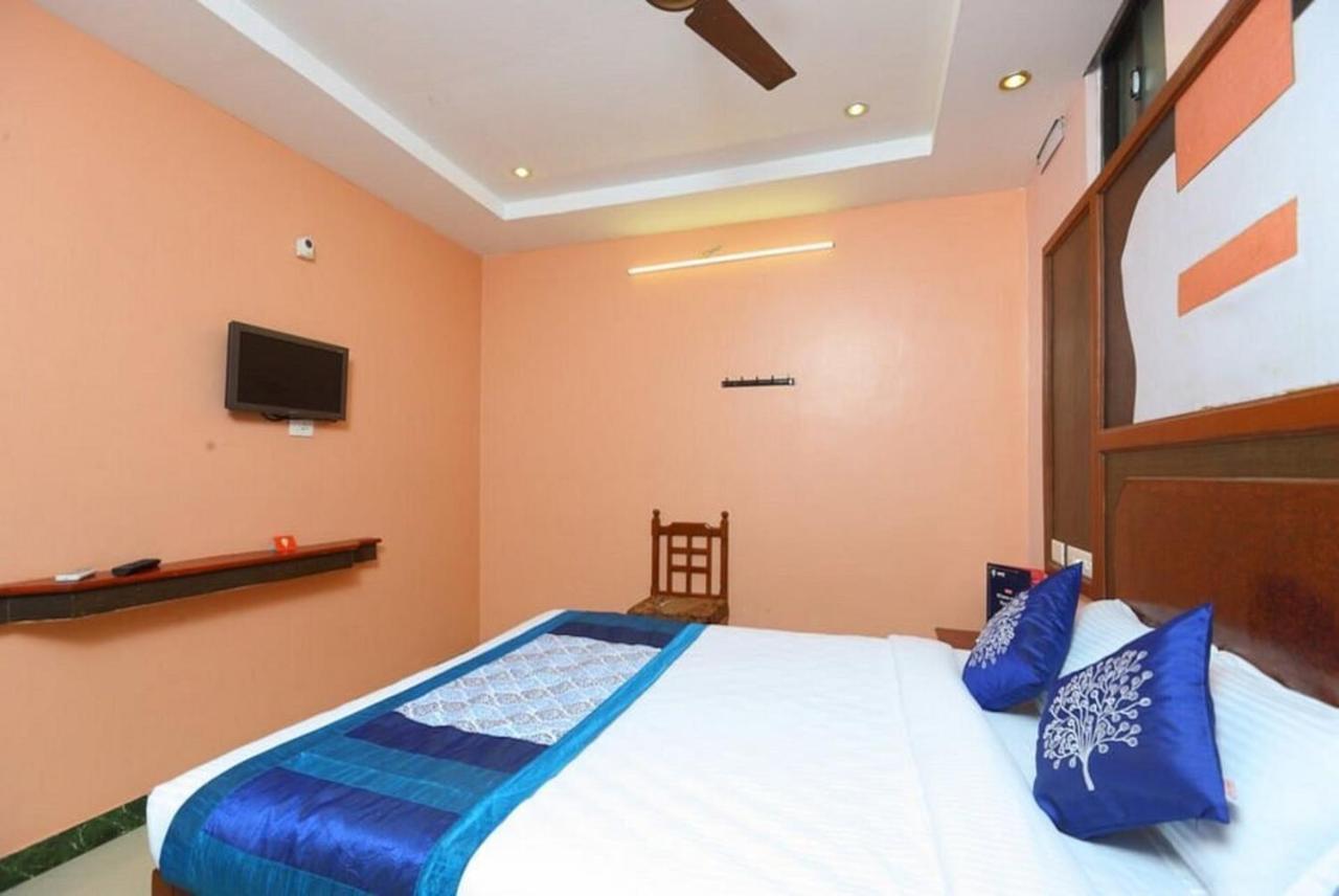 Gnana Srm Residecny Hotel Pondicherry Exterior photo